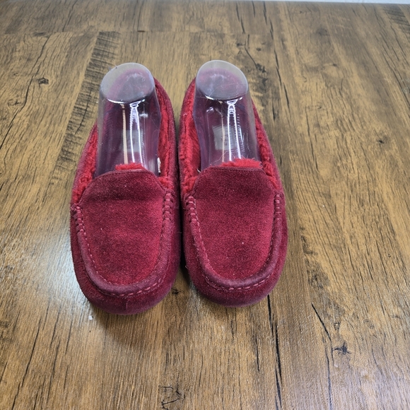 Ugg Ansley Red Suede Shearling Slippers Moccasins - Picture 8 of 11